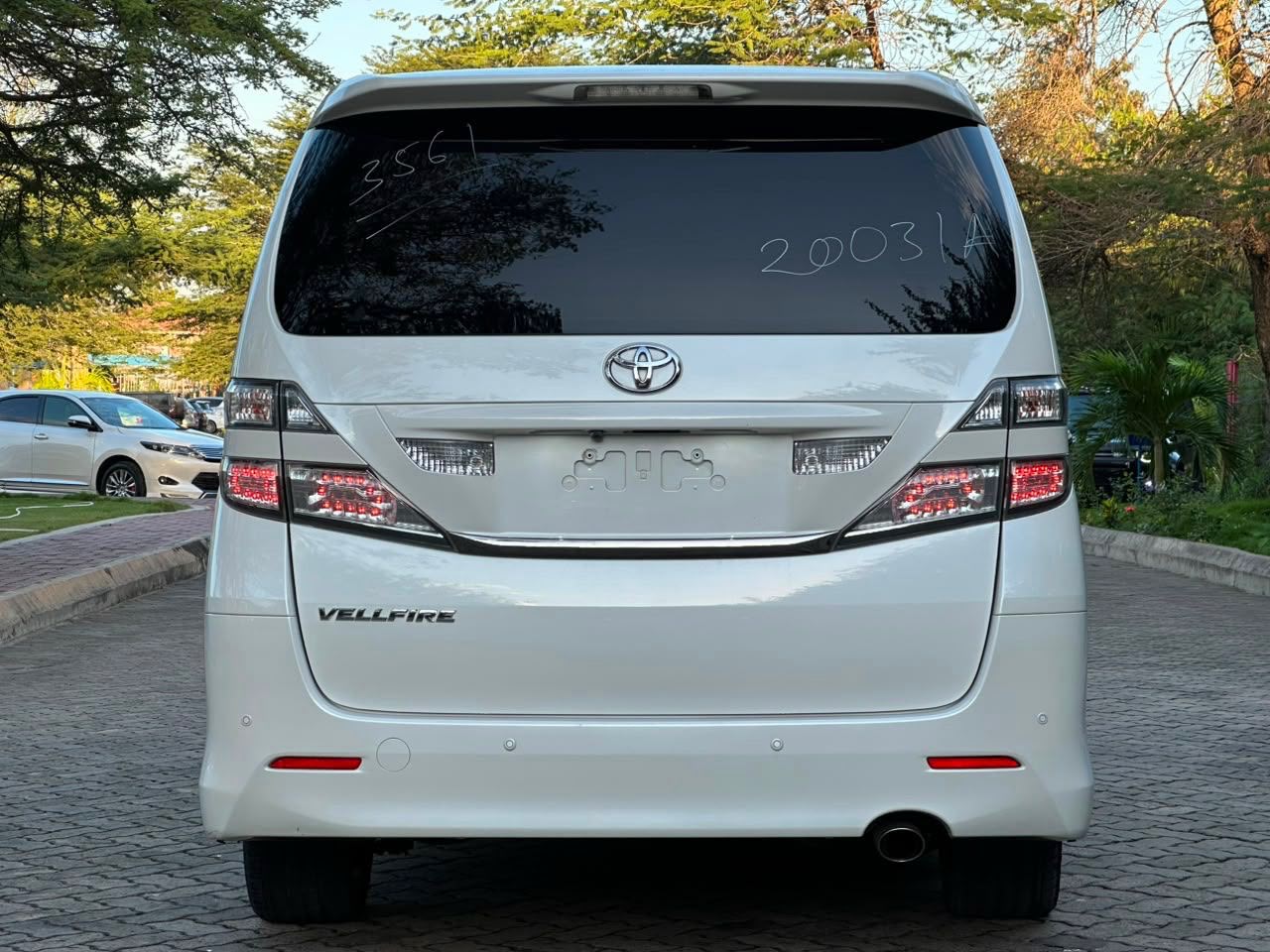 TOYOTA VELLFIRE thumbnail 7